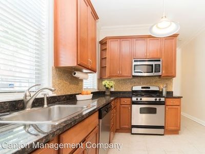 2443 Fleet St, Baltimore, MD, 21224
