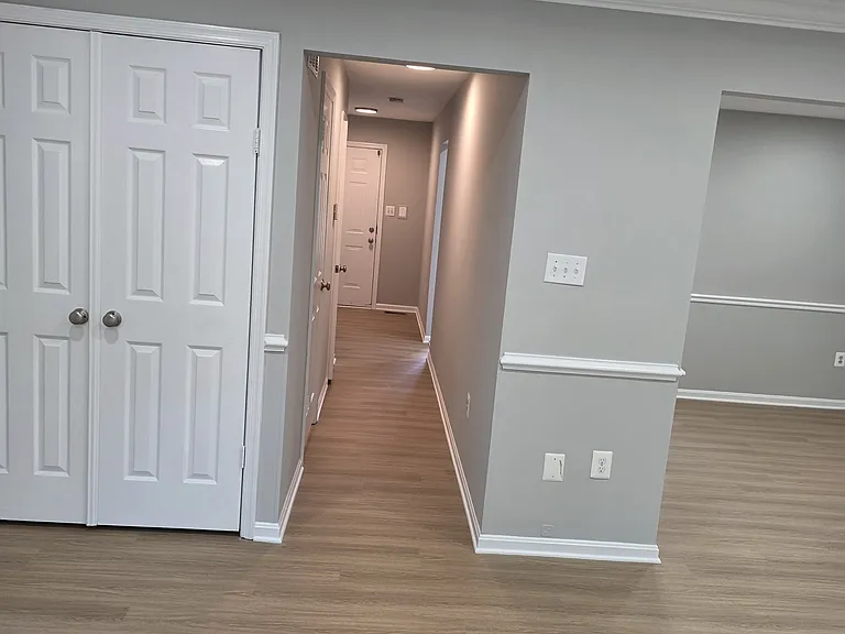 8587 Burlington Ct — Photo 11