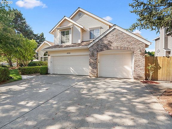 2nd image of 3375 NE Sunburst Ave