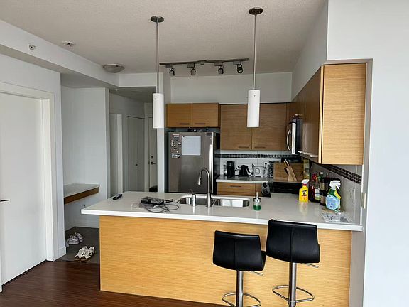 4th image of 7090 Edmonds St #3107