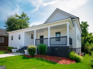 30 Pinson St, Newnan, GA 30263