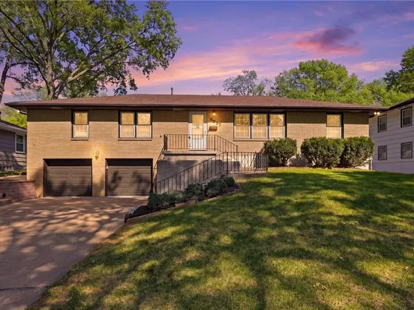 5037 N Michigan Ave, Kansas City, MO 64118