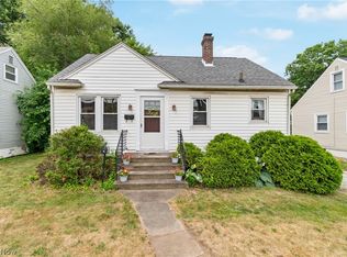 208 5th St NE, Barberton, OH