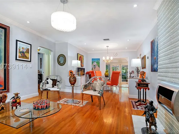 2350 SW 23rd Ter, Miami, FL 33145