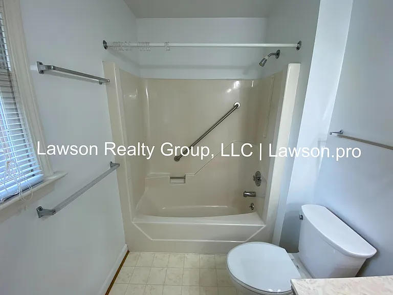 1013 Barrens Village Ln — Photo 32