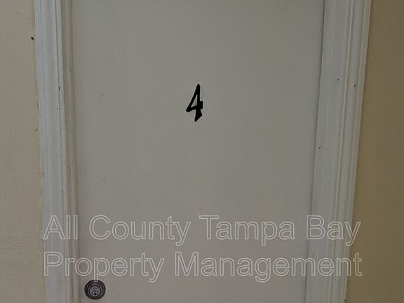 3rd image of 2727 49th St S APT 4