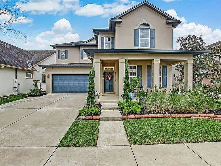 4 bed, 3.5 bath, 2699 sqft, $3,900 — Photo 2
