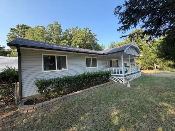 102 Sharon Dr, Kiowa, OK 74553