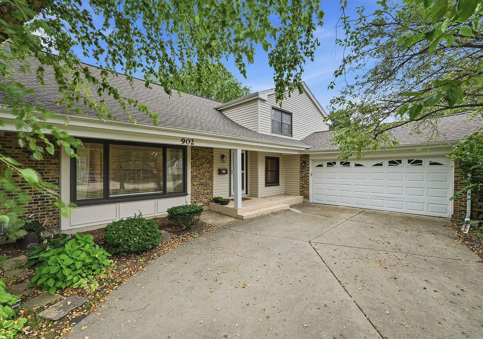 5 bed, 2991 sqft, $3,500 — Photo 1