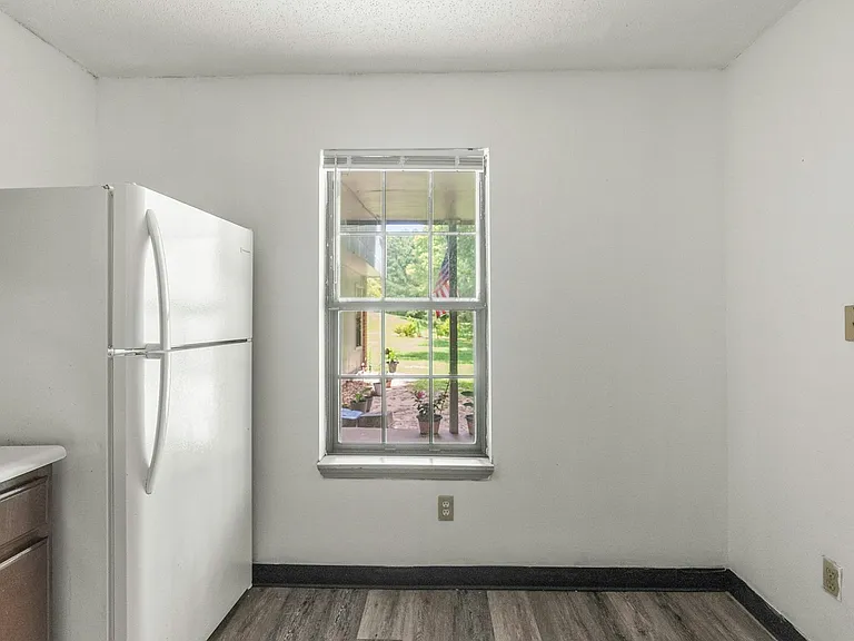 405 River Rd #A3 — Photo 2
