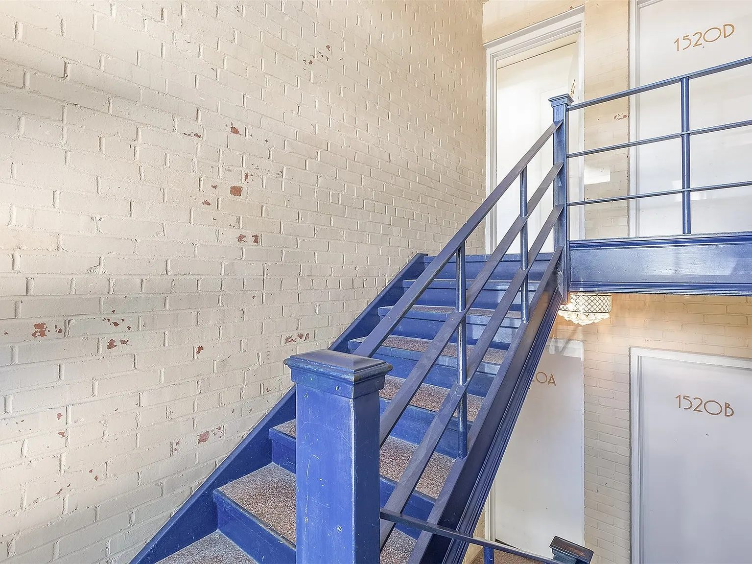 1 bed, 1.0 bath, 800 sqft, $1,050 — Photo 3