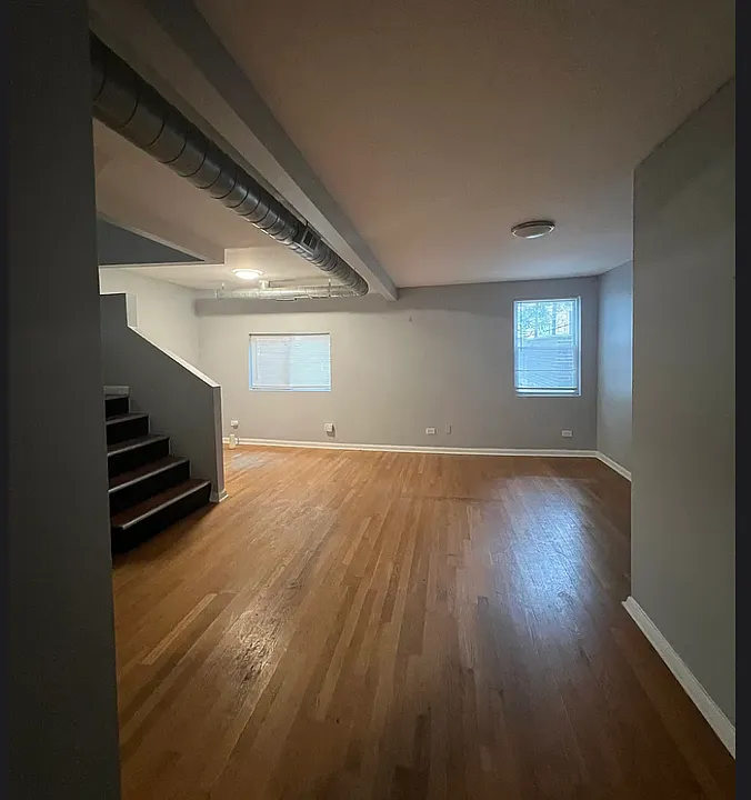 1241 N Ashland Ave