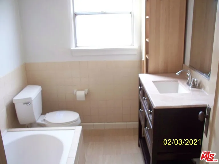 4354 Coolidge Ave — Photo 38
