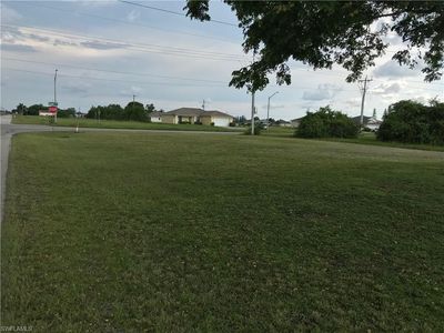 711 Kismet Pkwy E, Cape Coral, FL, 33909