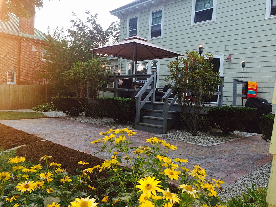 2nd image of 898 Ocean Ave