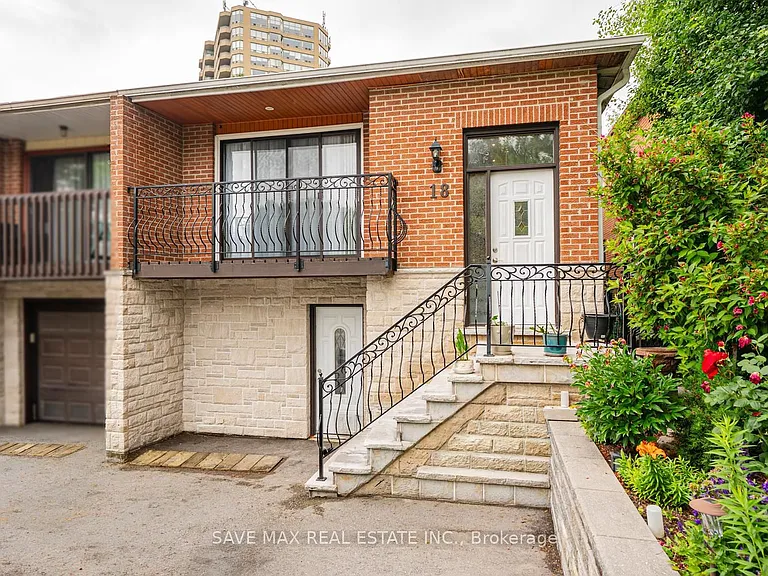 18 Levitt Ct — Photo 2