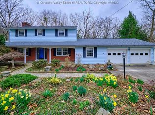 1120 Shamrock Rd, Charleston, WV 25314