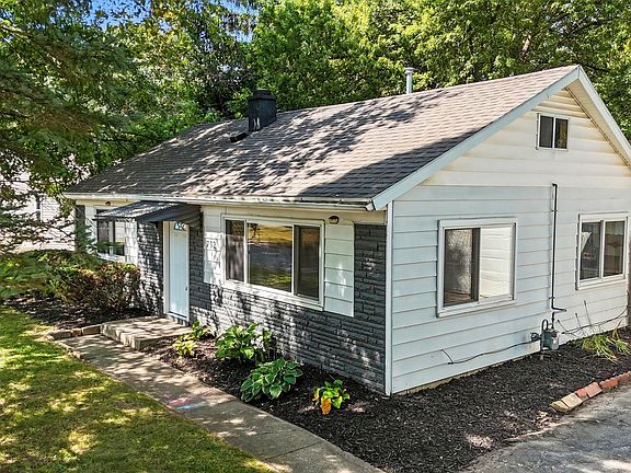 4th image of 732 Brookdale Dr