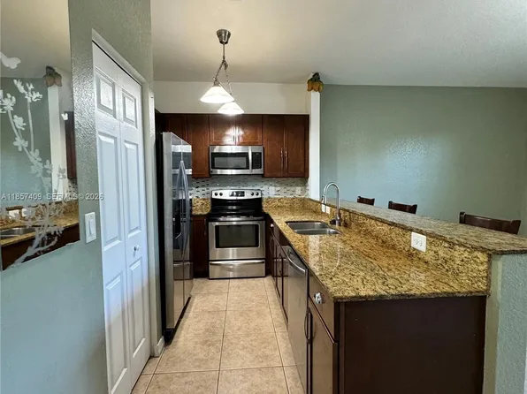 1855 SW 89th Ter #1855, Hollywood, FL 33025