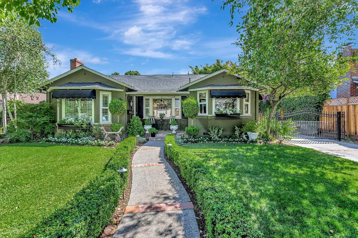 2084 Ellen Ave photo 1