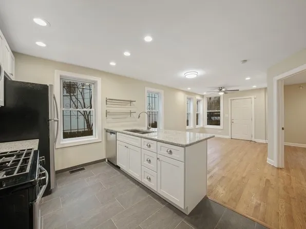 1548 N Honore St, Chicago, IL 60622