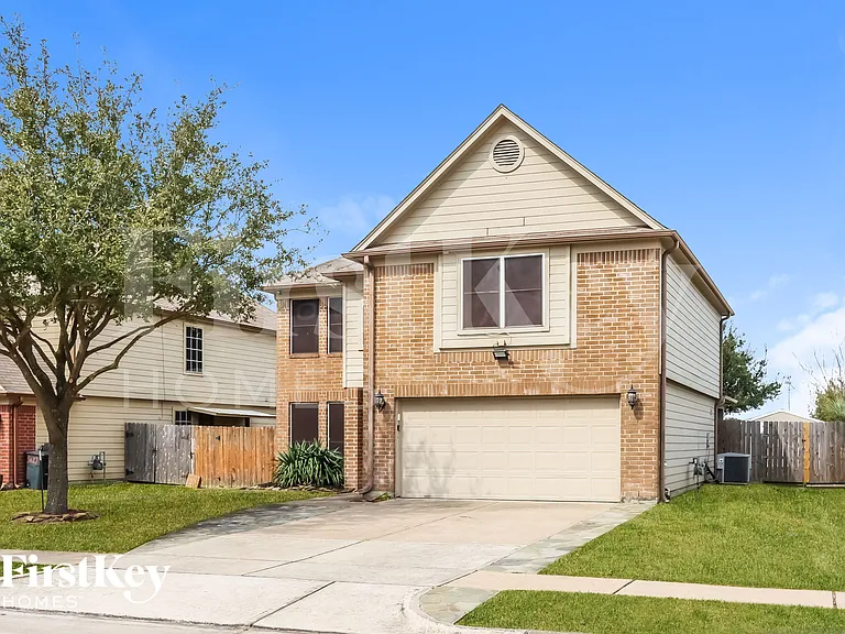 5631 Cinnamon Lake Dr — Photo 2