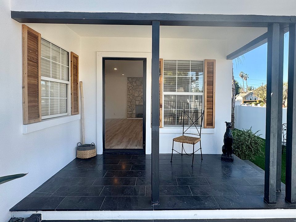 1st image of 22858 Burbank Blvd #1