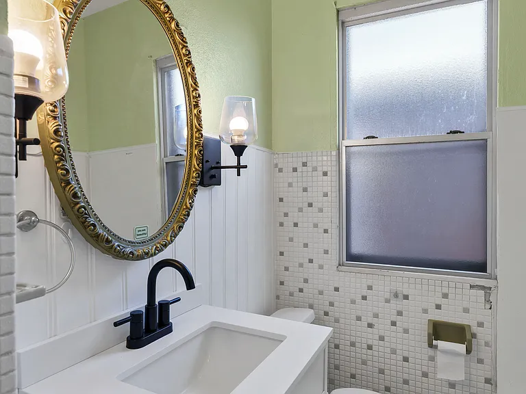3915 Schiller Pl — Photo 10
