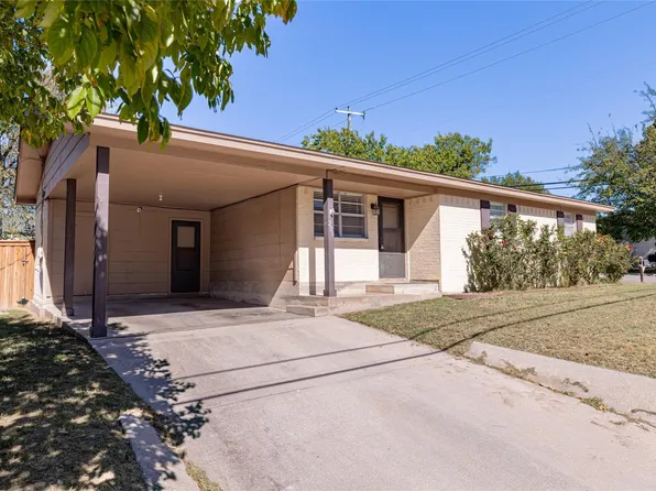 200 W Hale Ave, Decatur, TX 76234