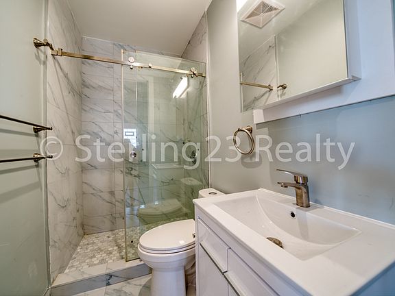 4th image of 25-30 22nd St #1R