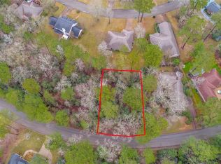 1840 E Lake Dr, Huntsville, TX 77340