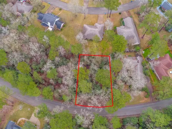 1840 E Lake Dr, Huntsville, TX 77340