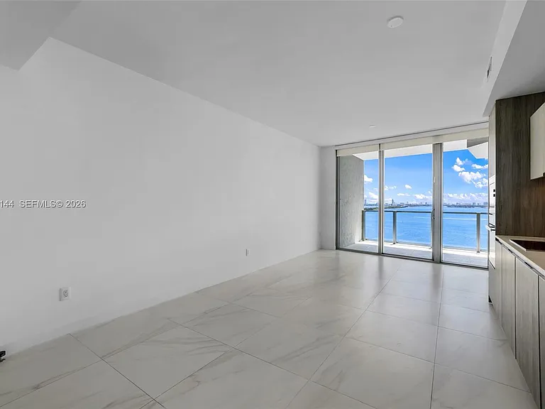 2900 NE 7th Ave #1806 — Photo 4