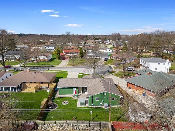 3rd image of 5760 Firwood Pl