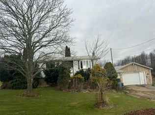 116 Hunter School Rd, Somerset, PA 15501