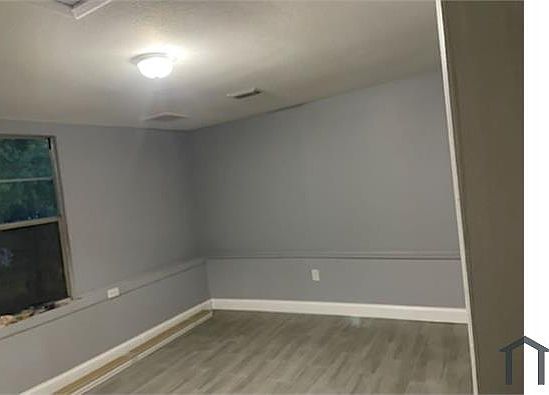 3rd image of 6007 Corson Ave