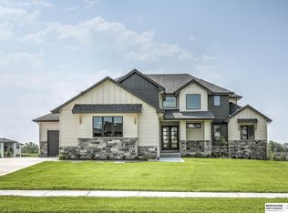 21225 Joseph St, Elkhorn, NE 68022