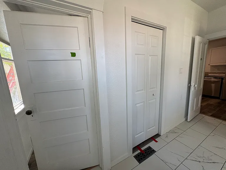 1113 N Nevada St — Photo 8