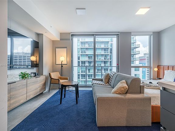 3rd image of 227 NE 2nd St #2910
