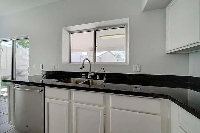 4216 E South Fork Dr — Photo 3