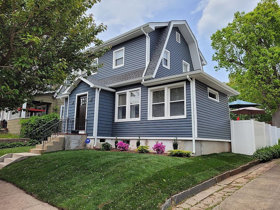 1st image of 56 Tiona Ave