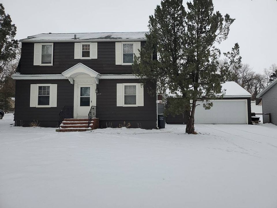1st image of 217 5th Ave SE