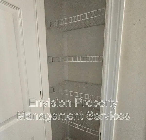 479 Lakeshore Dr — Photo 21