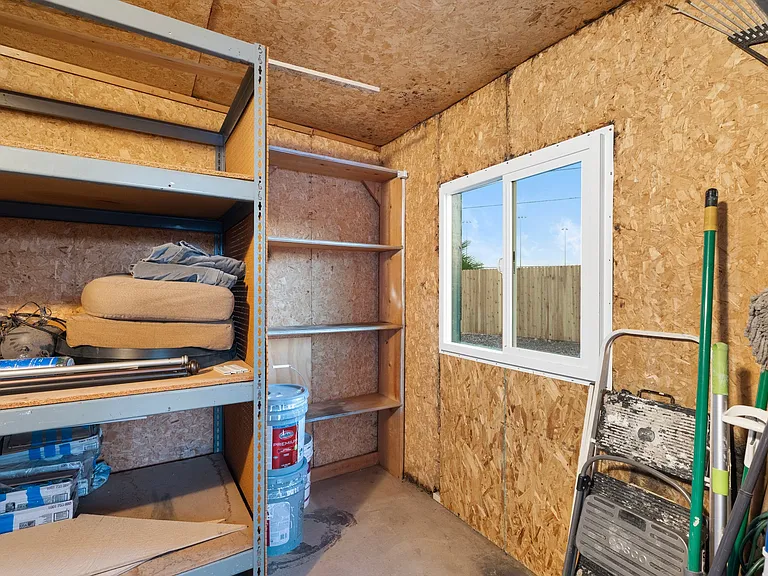 6601 E Latham St — Photo 37