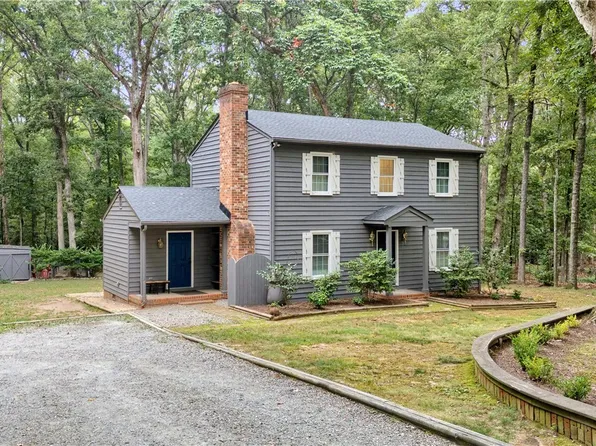 2767 Judes Ferry Rd, Powhatan, VA 23139