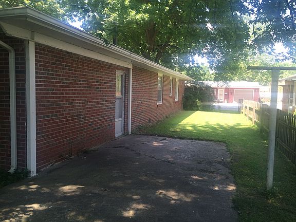 4th image of 1610 N Jackson St