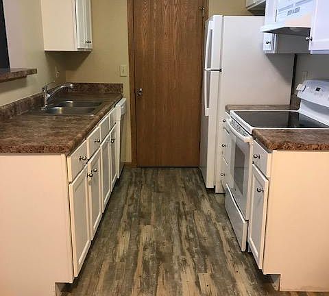 5th image of 10727 Southwind Dr