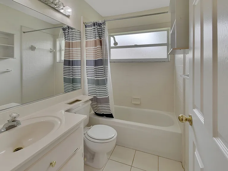 1110 Plover Pl — Photo 19