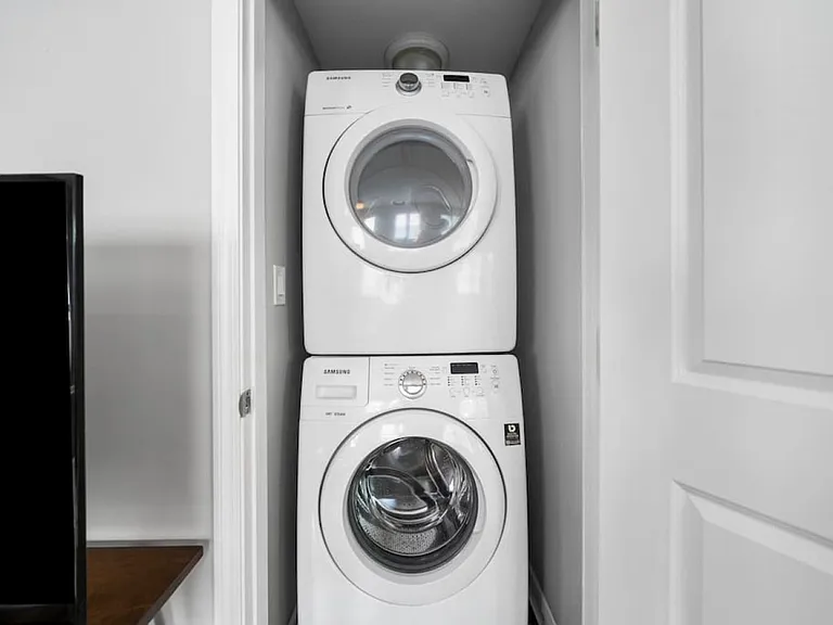 Washer/Dryer