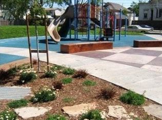 1696 12th St, Oakland, CA 94607